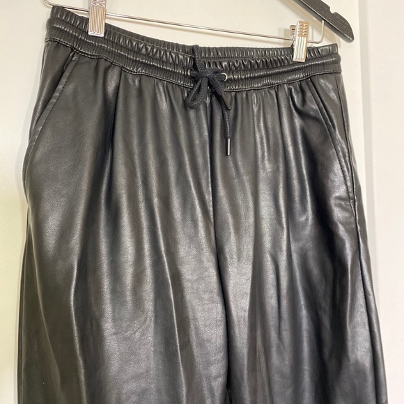 Zara Faux Vegan Leather Jogger Trousers Pants - Picture 7 of 14